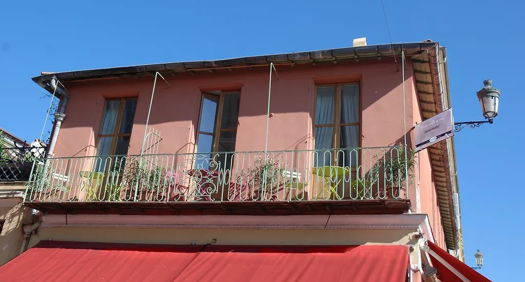 Room With A Vue Nice Bed & Breakfast