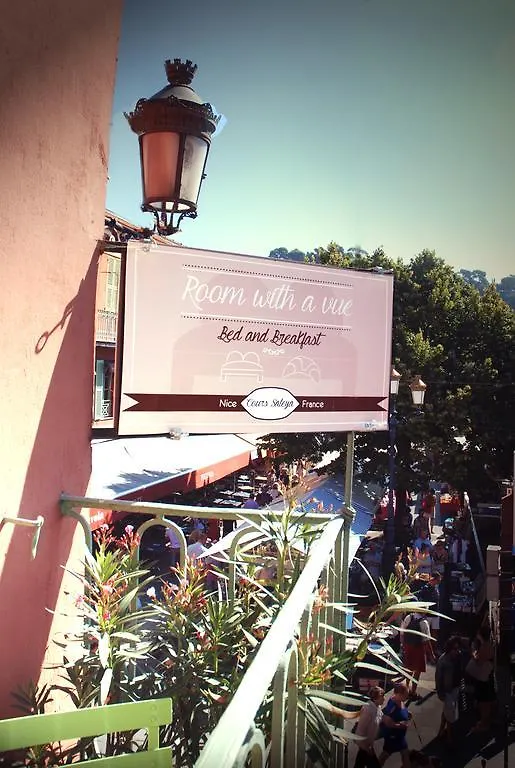 ニース ルーム ウィズ ア ビュー Bed & Breakfast