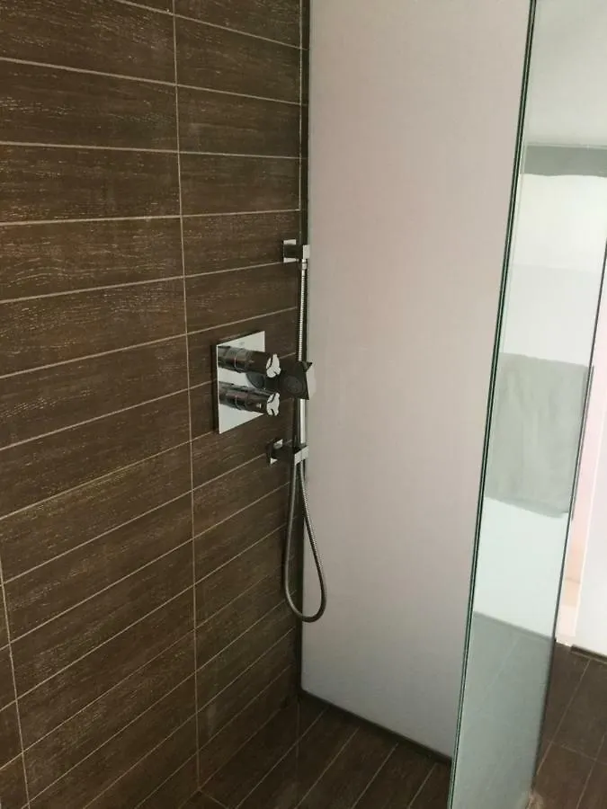 Room With A Vue Niza