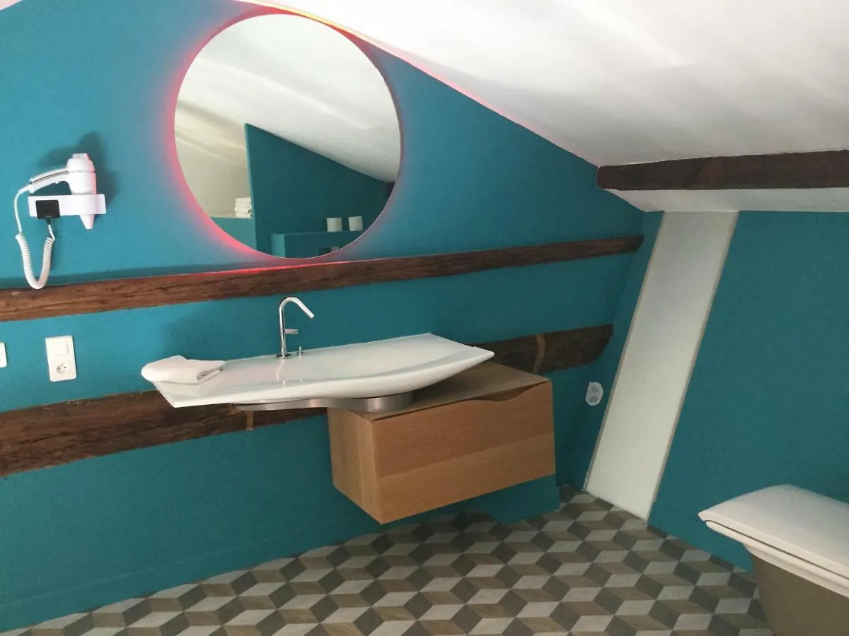 Room With A Vue Niza